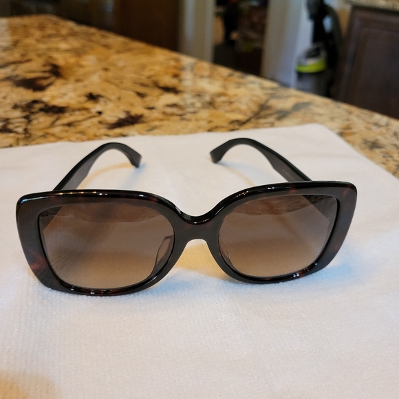 FENDI sunglasses, made in Italy